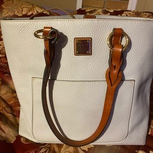 Dooney Bourke designer pocketbook
